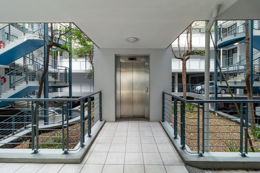 1 Bedroom Property for Sale in Observatory Western Cape